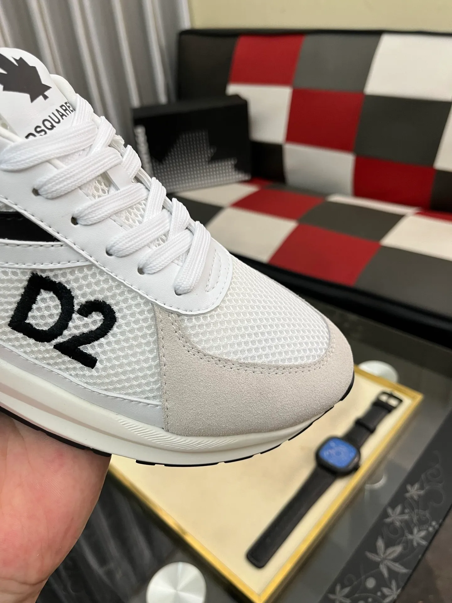 Men's shoes 💰480⌚️⌚️DG's latest popular casual shoes 🔥🔥, the tongue has the brand's iconic details, and the combination of silk cowhide and cow suede enhances the style. Fashionable and versatile, it can complement any look. Create an exquisite design with unique dynamic vitality and modern atmosphere, showing modern elegance. Size: 36-464️⃣colors available